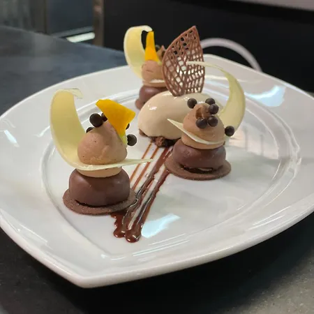 Restaurant Chartron Hotel Saint-Donat-sur-lʼHerbasse