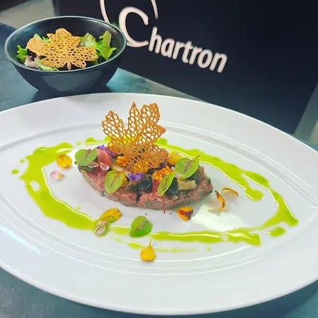 Hotel Restaurant Chartron Saint-Donat-sur-lʼHerbasse